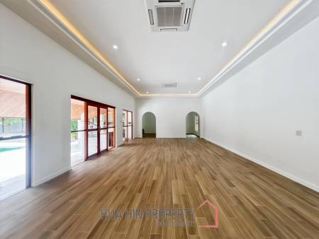 JUST RENOVATED 3-Bedroom Luxury Villa on a LARGE 3 Rai Plot in Hin Lek Fai