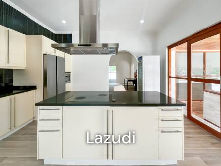 JUST RENOVATED 3-Bedroom Luxury Villa on a LARGE 3 Rai Plot in Hin Lek Fai