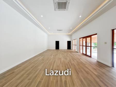 JUST RENOVATED 3-Bedroom Luxury Villa on a LARGE 3 Rai Plot in Hin Lek Fai