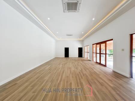 JUST RENOVATED 3-Bedroom Luxury Villa on a LARGE 3 Rai Plot in Hin Lek Fai