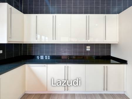 JUST RENOVATED 3-Bedroom Luxury Villa on a LARGE 3 Rai Plot in Hin Lek Fai