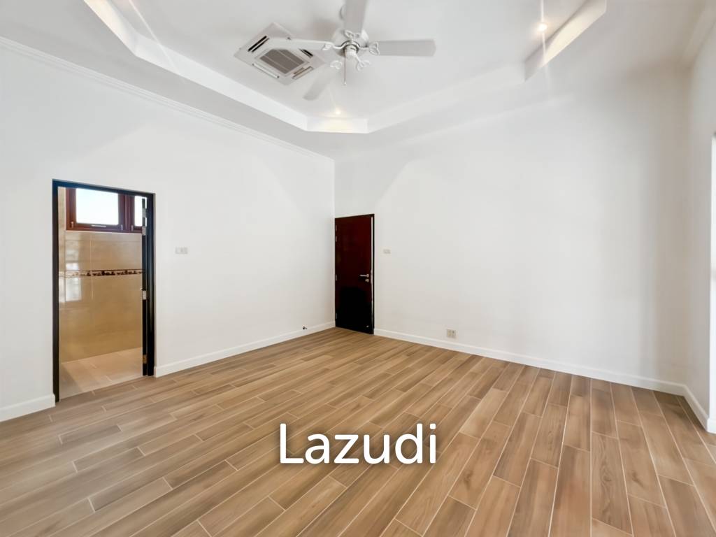 JUST RENOVATED 3-Bedroom Luxury Villa on a LARGE 3 Rai Plot in Hin Lek Fai