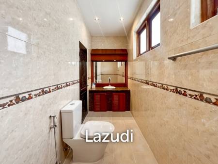JUST RENOVATED 3-Bedroom Luxury Villa on a LARGE 3 Rai Plot in Hin Lek Fai