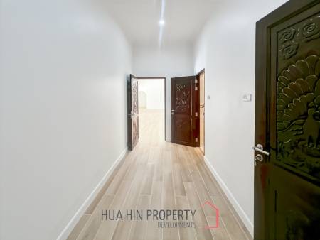 JUST RENOVATED 3-Bedroom Luxury Villa on a LARGE 3 Rai Plot in Hin Lek Fai