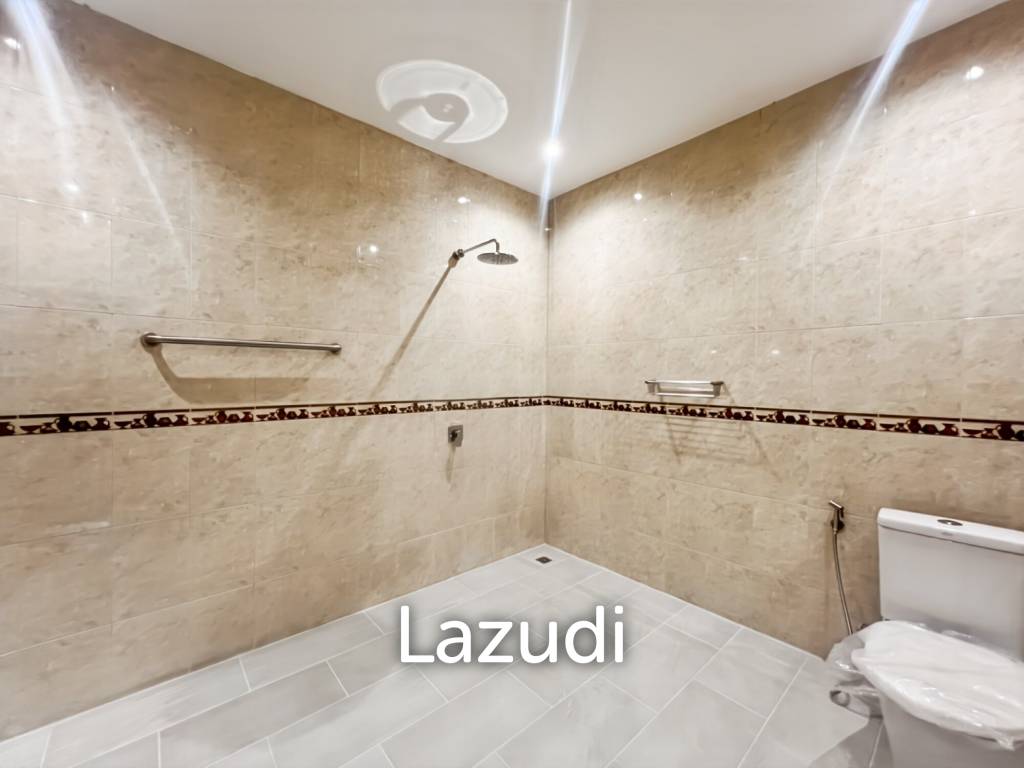 JUST RENOVATED 3-Bedroom Luxury Villa on a LARGE 3 Rai Plot in Hin Lek Fai