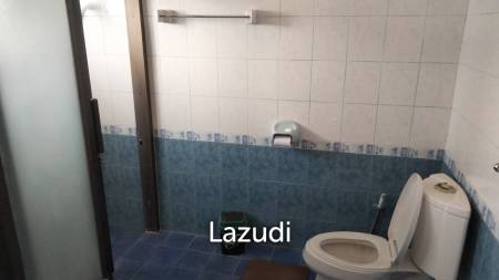 4 Beds 2-Storey House For Sale Close To Main Road.