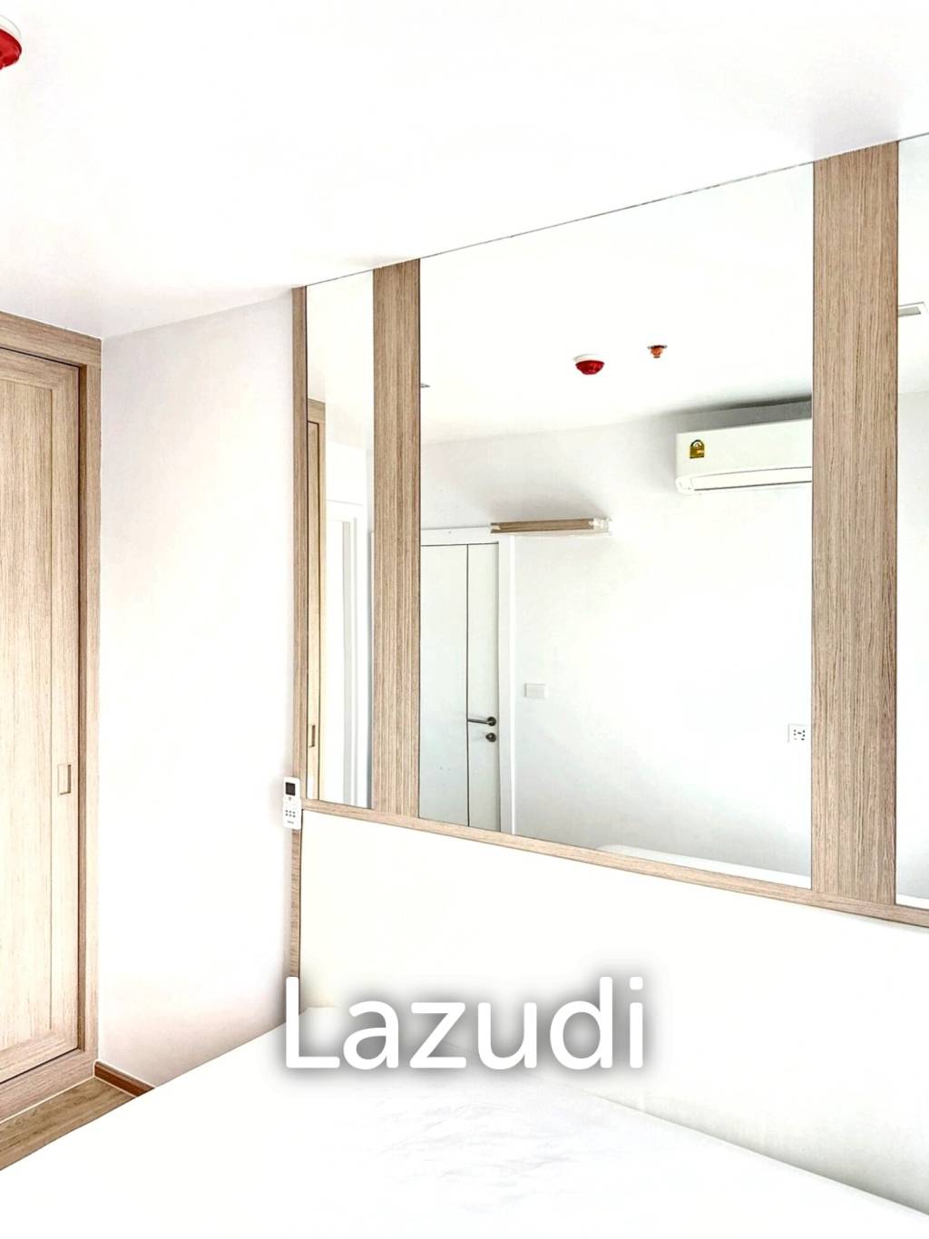 2 Bed 2 Bath 59 SQ.M LIFE Asoke - Rama 9