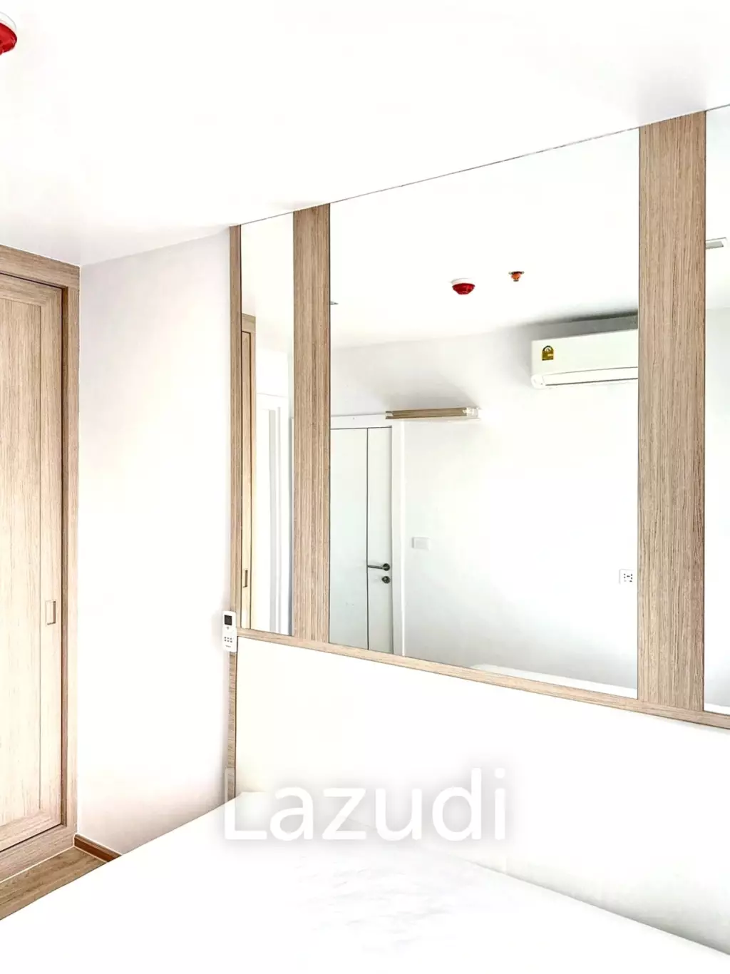 2 Bed 2 Bath 59 SQ.M LIFE Asoke - Rama 9