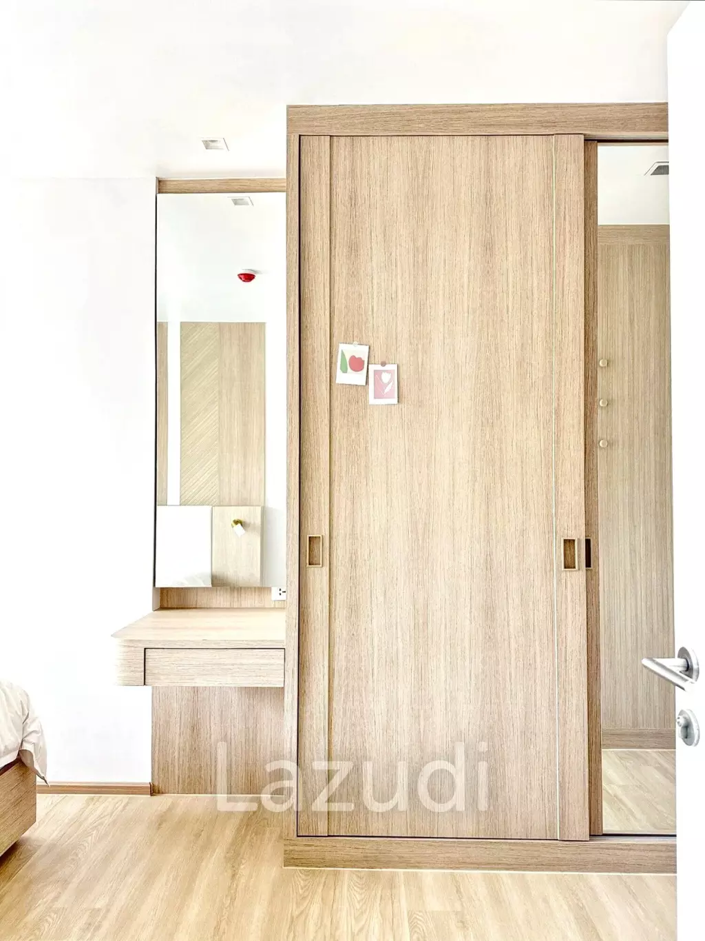 2 Bed 2 Bath 59 SQ.M LIFE Asoke - Rama 9