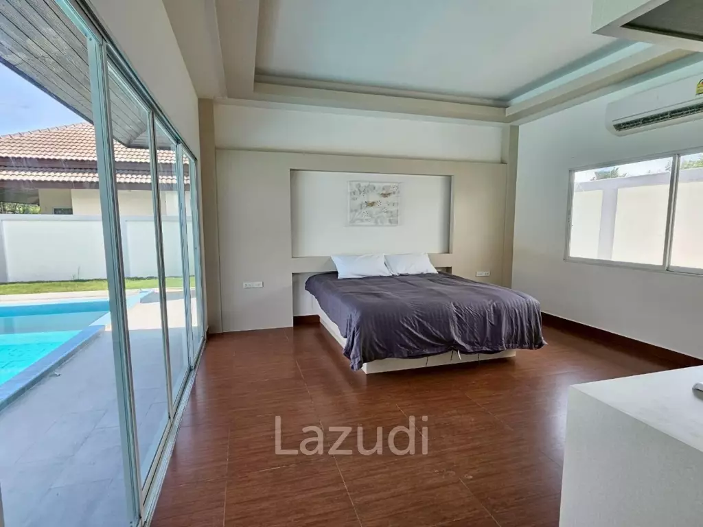 Unique Villas Pattaya 3 bedrooms 4 bathrooms 640 SQ.M.