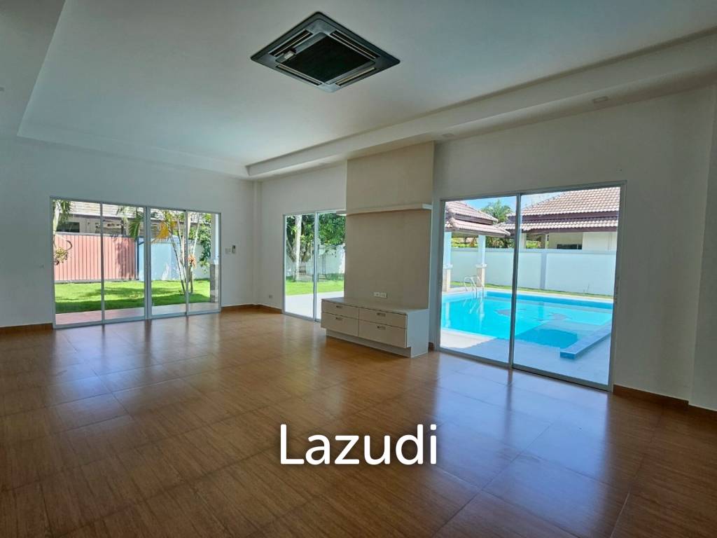 Unique Villas Pattaya 3 bedrooms 4 bathrooms 640 SQ.M.
