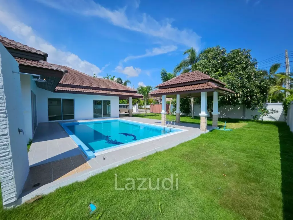 Unique Villas Pattaya 3 bedrooms 4 bathrooms 640 SQ.M.