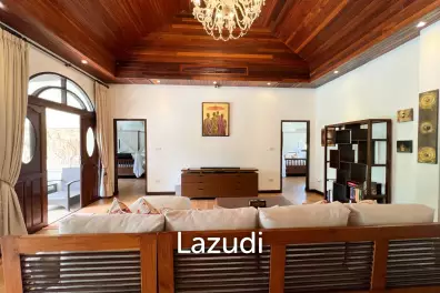 4-Bedroom Villa with Garden - Near Fisherman's Village