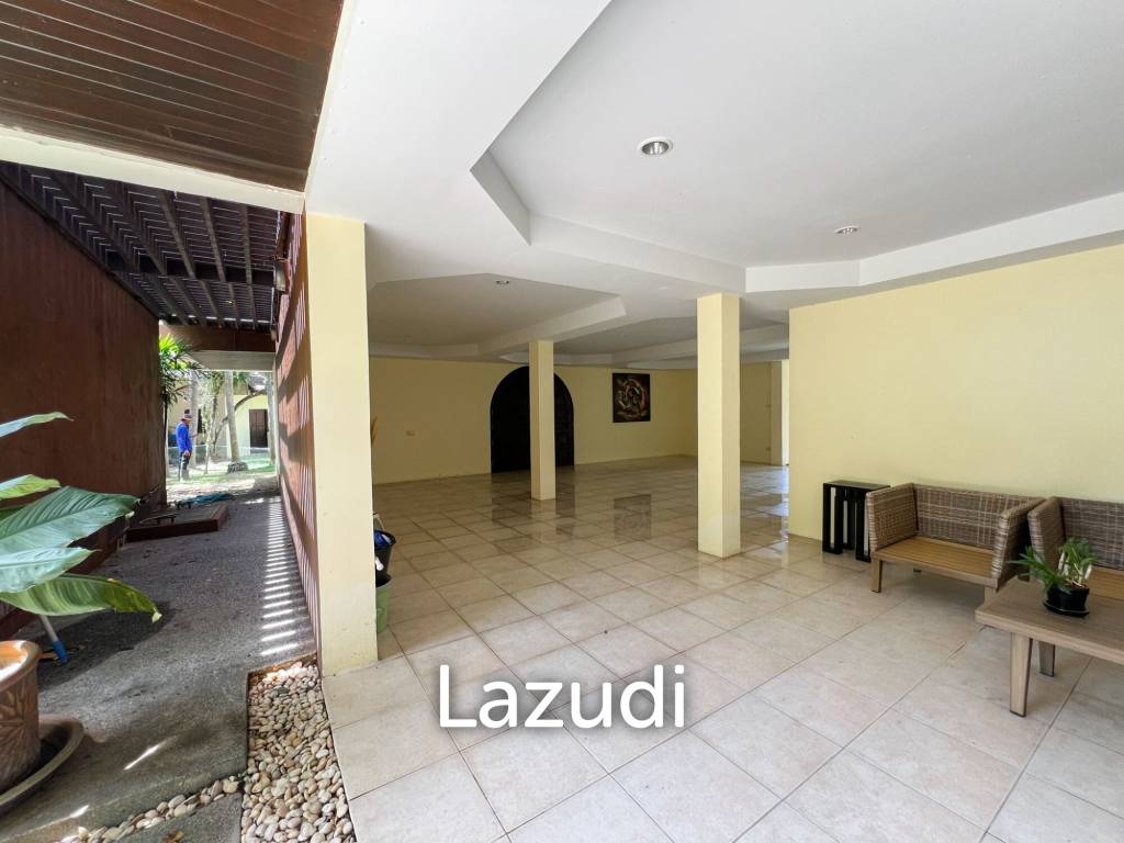 4-Bedroom Villa with Garden - Near Fisherman's Village