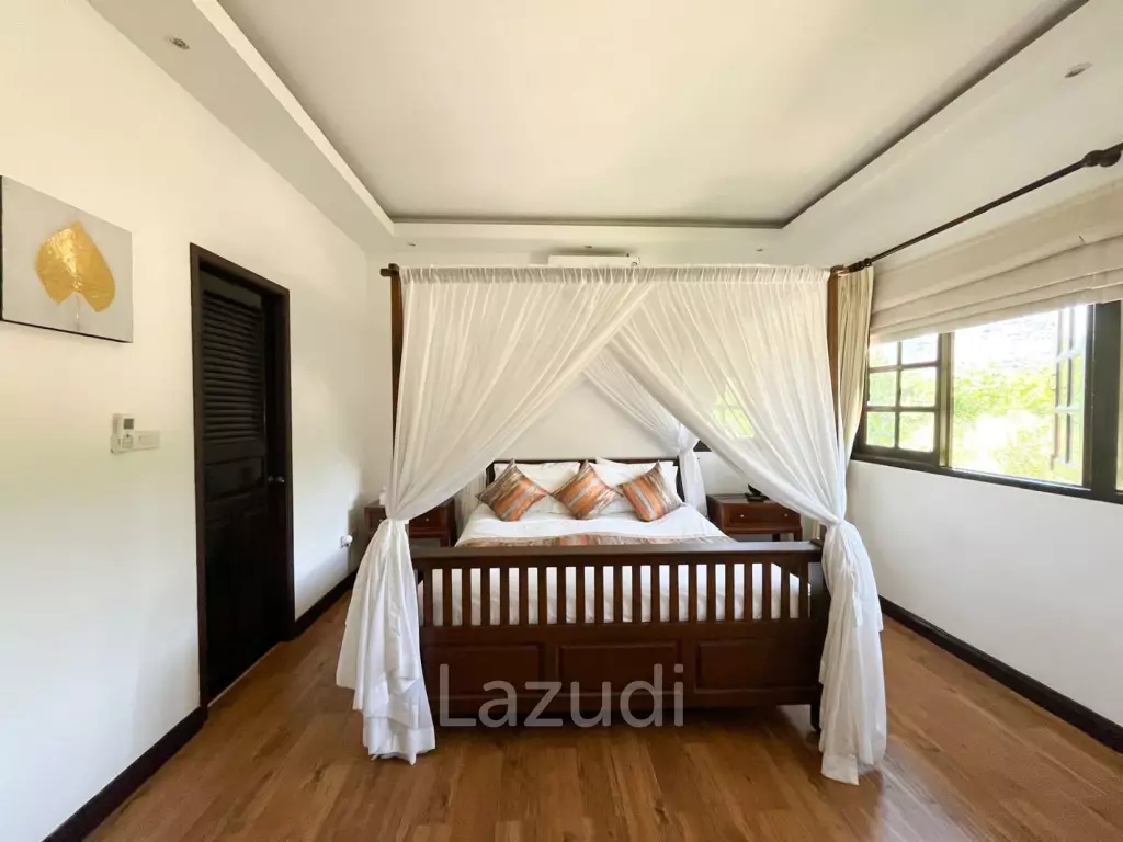 4-Bedroom Villa with Garden - Near Fisherman's Village