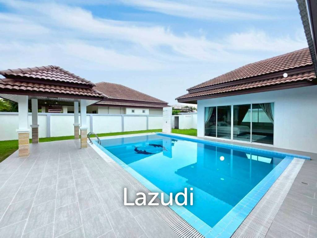 Unique Villas Pattaya 3 bedrooms 4 bathrooms 640 SQ.M.