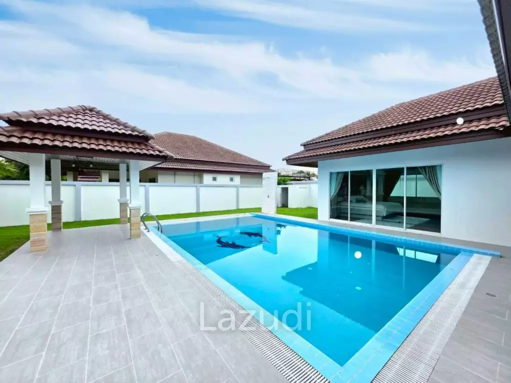Unique Villas Pattaya 3 bedrooms 4 bathrooms 640 SQ.M.