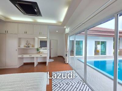 Unique Villas Pattaya 3 bedrooms 4 bathrooms 640 SQ.M.