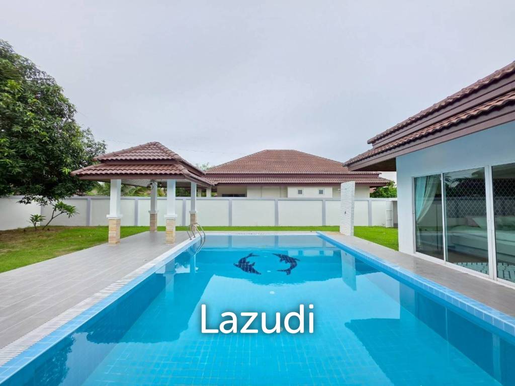 Unique Villas Pattaya 3 bedrooms 4 bathrooms 640 SQ.M.