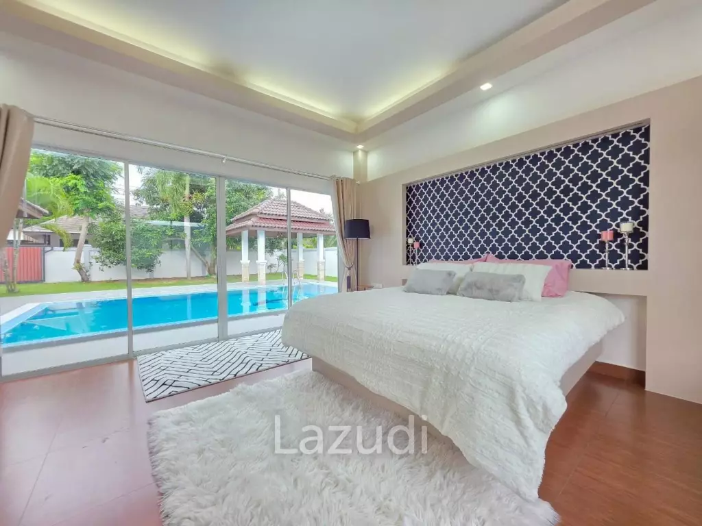 Unique Villas Pattaya 3 bedrooms 4 bathrooms 640 SQ.M.