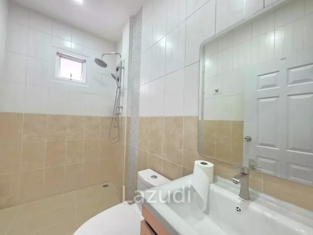 Unique Villas Pattaya 3 bedrooms 4 bathrooms 640 SQ.M.