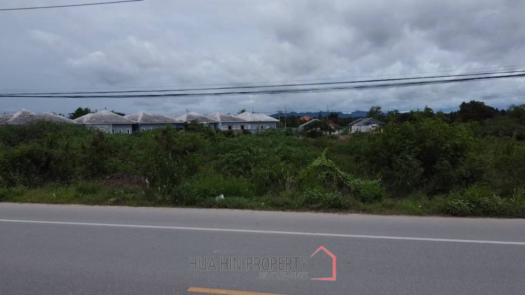 Prime Freehold Land  16-2-54.7 Rai - Close to Immigration Hua Hin