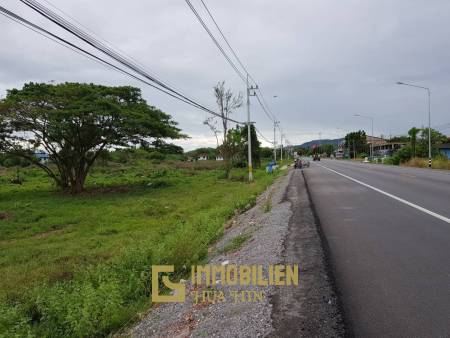 ที่ดินเพื่อการลงทุนในหินเหล็กไฟ-ทับใต้ ใกล้สำนักงานตรวจคนเข้าเมือง หัวหิน