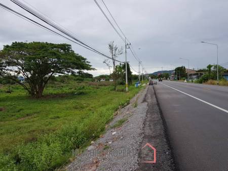 Prime Freehold Land  16-2-54.7 Rai - Close to Immigration Hua Hin