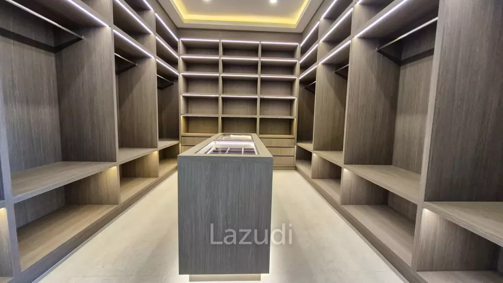 6 Bedrooms 9 Bathrooms 900 SQ.M. Sonora Residence Chaknok