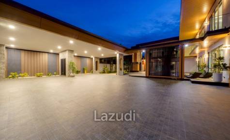 7 Bed 9 Bath 1965 SQ.M. M Mountain Grand Villa