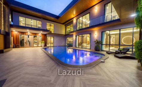 7 Bed 9 Bath 1965 SQ.M. M Mountain Grand Villa