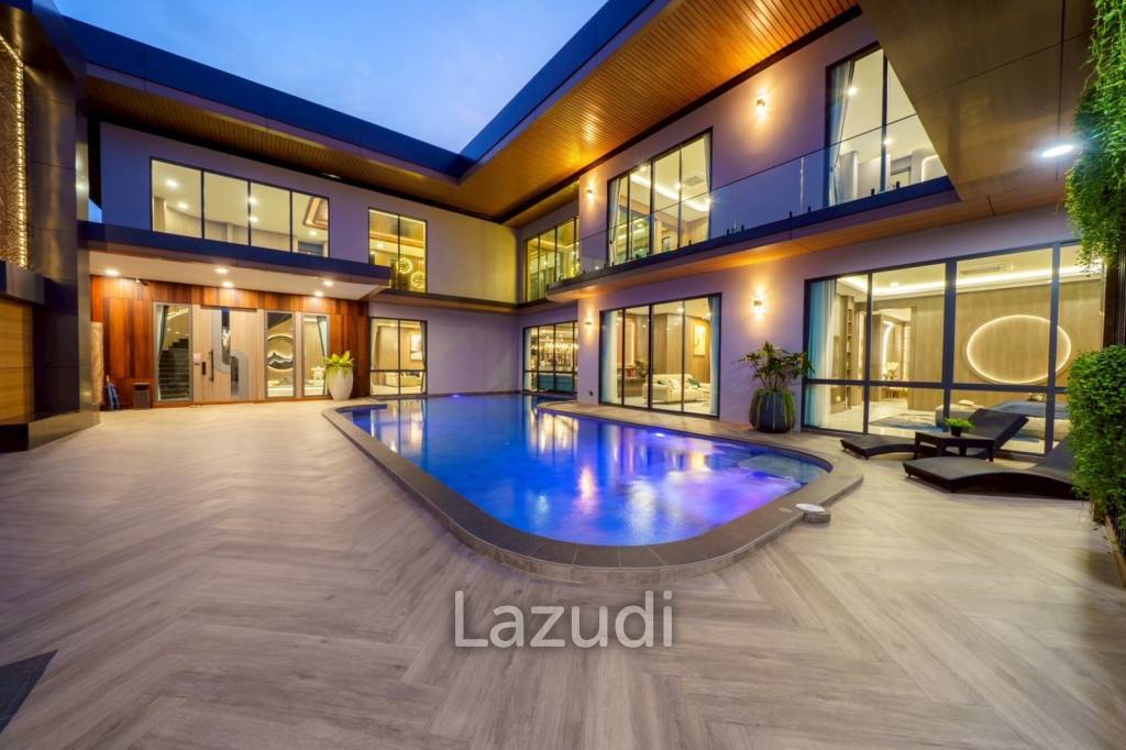 7 Bed 9 Bath 1965 SQ.M. M Mountain Grand Villa