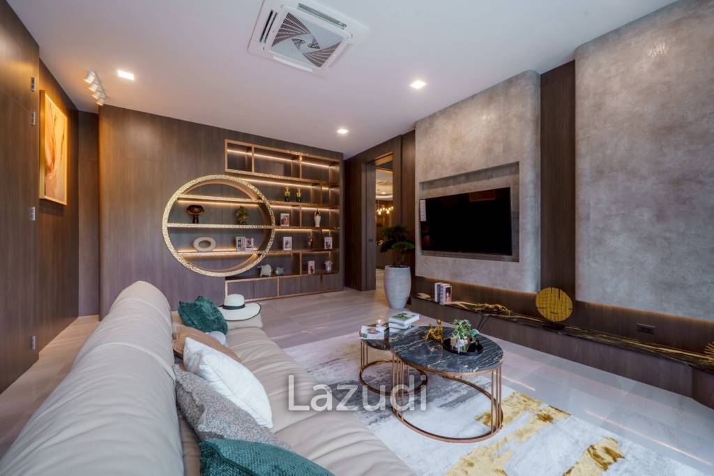 7 Bed 9 Bath 1965 SQ.M. M Mountain Grand Villa