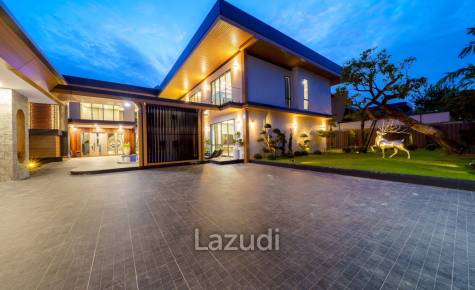 7 Bed 9 Bath 1965 SQ.M. M Mountain Grand Villa