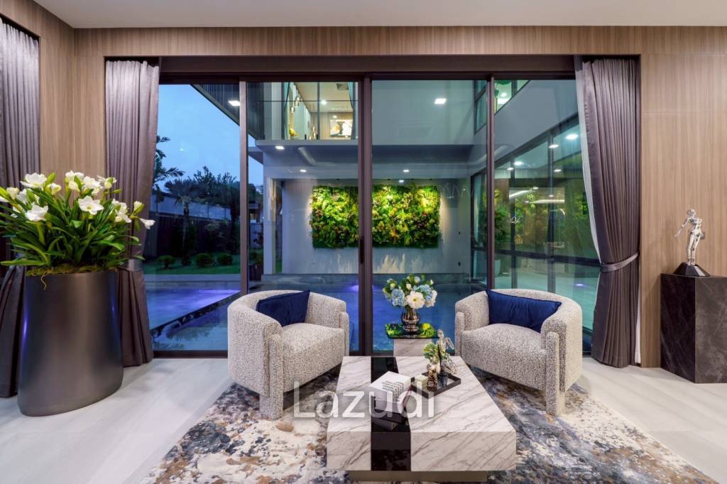 7 Bed 9 Bath 1965 SQ.M. M Mountain Grand Villa