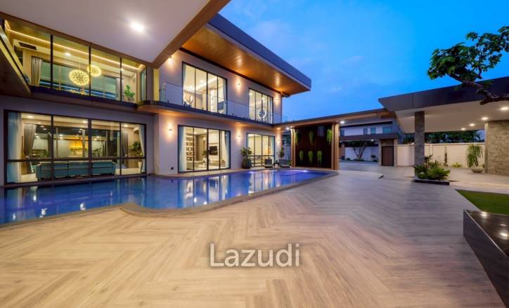 7 Bed 9 Bath 1965 SQ.M. M Mountain Grand Villa
