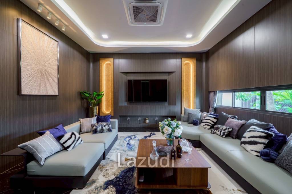 7 Bed 9 Bath 1965 SQ.M. M Mountain Grand Villa