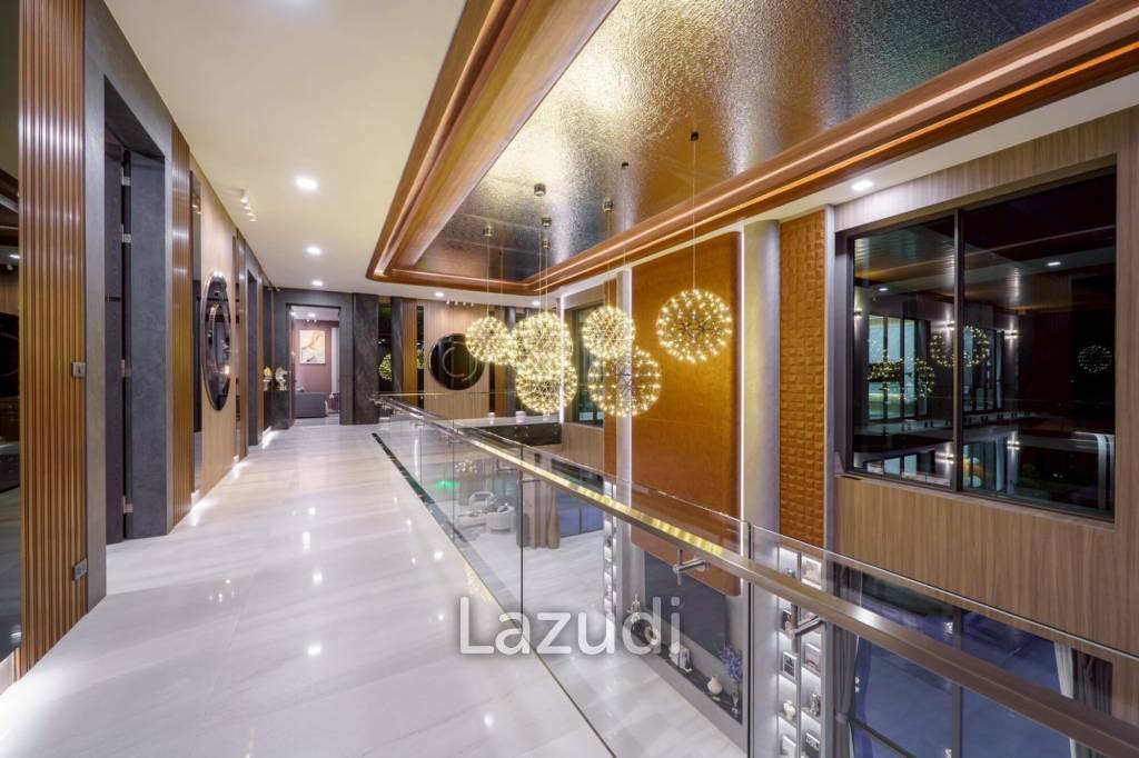 7 Bed 9 Bath 1965 SQ.M. M Mountain Grand Villa