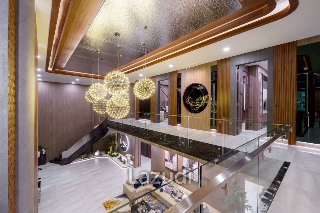 7 Bed 9 Bath 1965 SQ.M. M Mountain Grand Villa