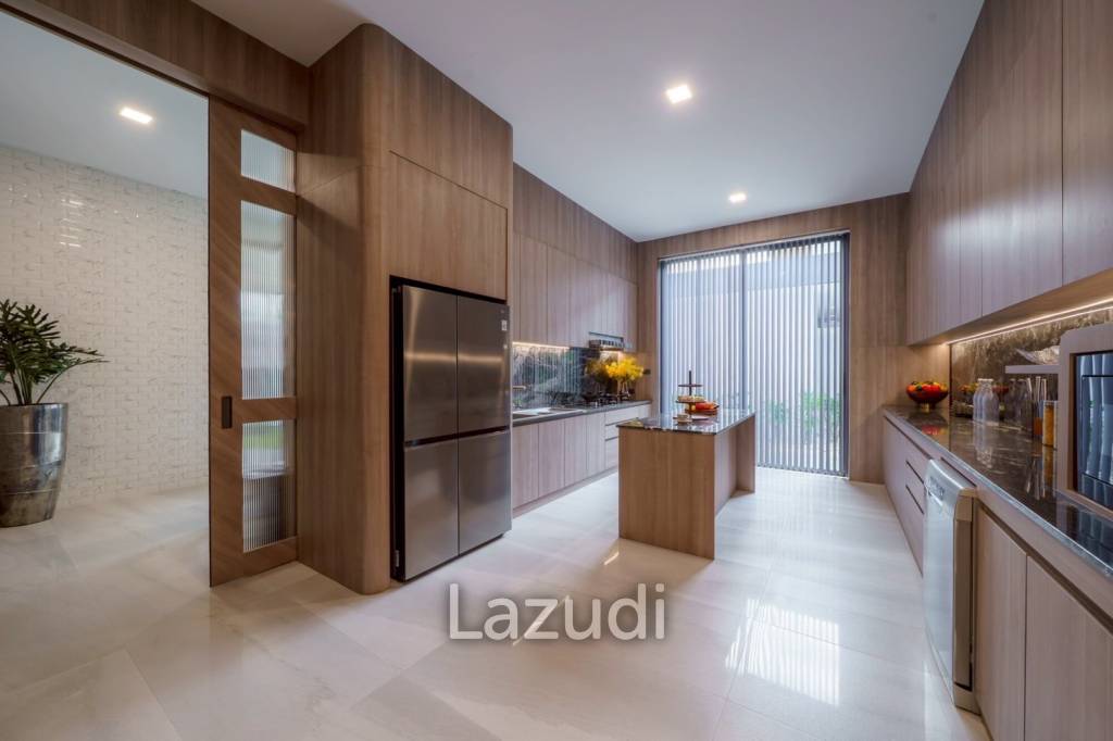 7 Bed 9 Bath 1965 SQ.M. M Mountain Grand Villa