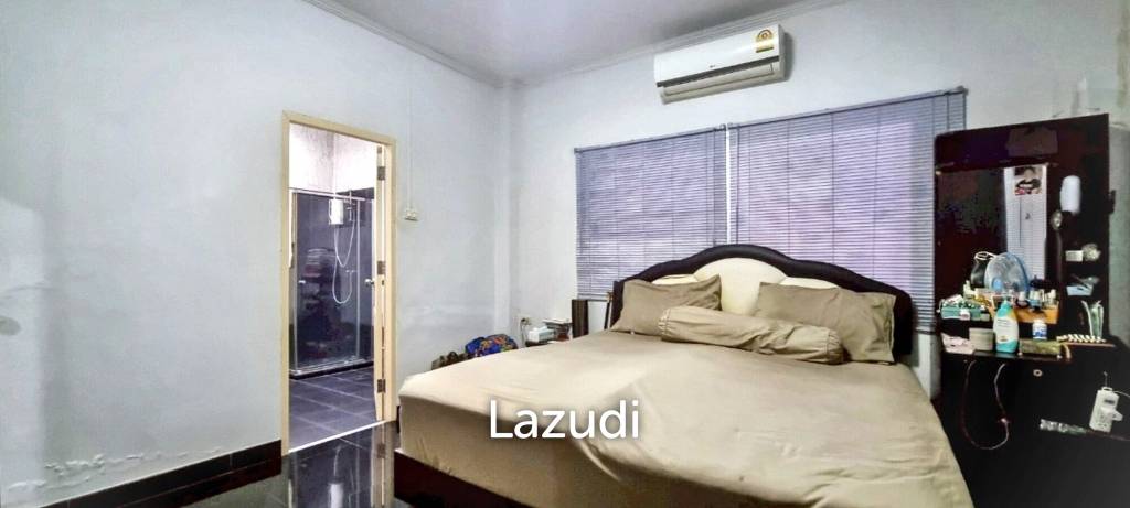3 Beds 2 Baths 220 SQ.M. House In East Pattaya