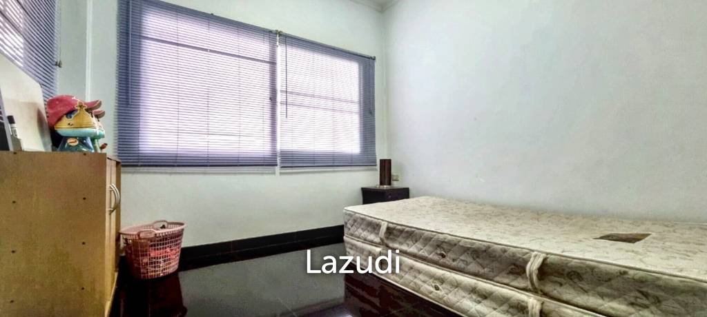 3 Beds 2 Baths 220 SQ.M. House In East Pattaya