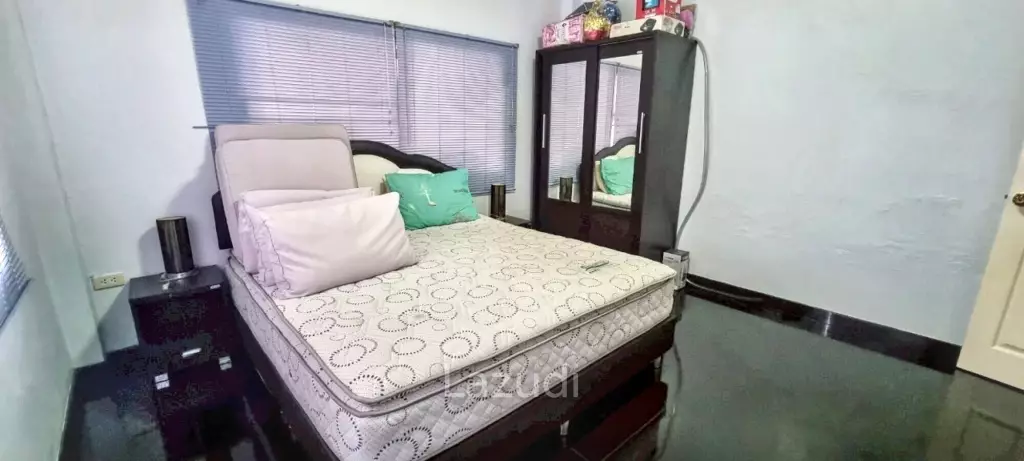 3 Beds 2 Baths 220 SQ.M. House In East Pattaya