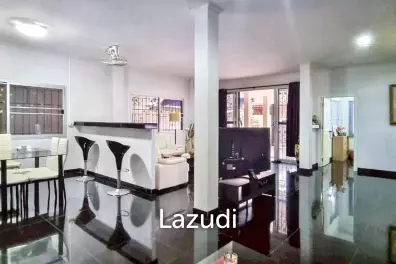 3 Beds 2 Baths 220 SQ.M. House In East Pattaya