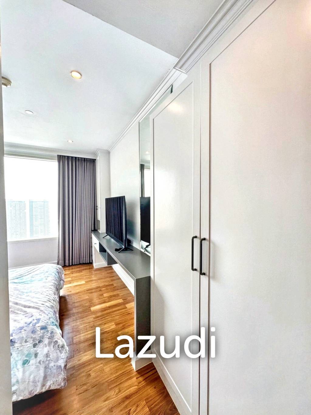 4 Bedroom 5 Bathroom 283.6 Sq.m Watermark Chaophraya