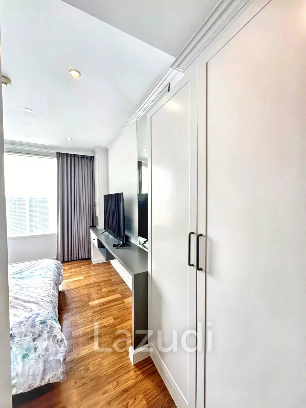 4 Bedroom 5 Bathroom 283.6 Sq.m Watermark Chaophraya