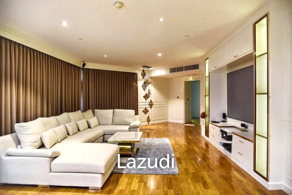 4 Bedroom 5 Bathroom 283.6 Sq.m Watermark Chaophraya