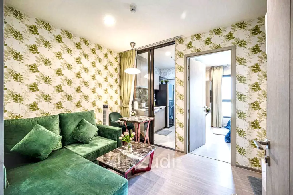 1 Bedroom 1 Bathroom 30 Sq.m Life Sukhumvit 62