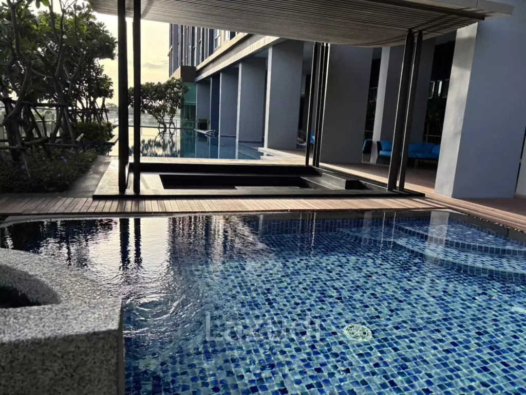 BAAN KIANG FAH : 4 Bed Condo with Seaview