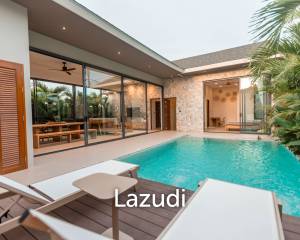 3 Beds 4 Baths 250 SQ.M. Pool Villa In East Pattaya